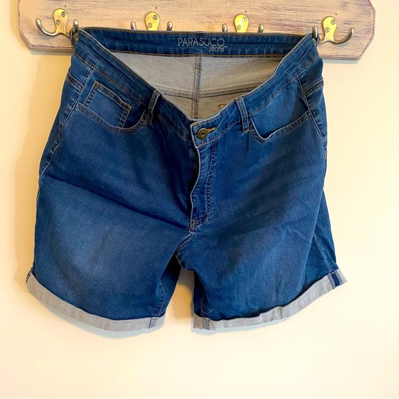 Parasuco Pants - Parasuco denim shorts. 8” inseam preloved good condition. Ladies size 14.